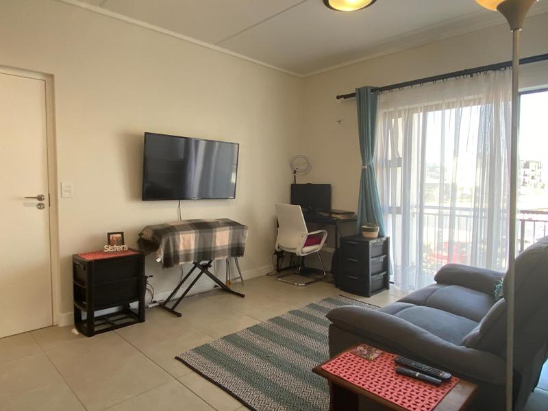 To Let 1 Bedroom Property for Rent in Sandown Western Cape